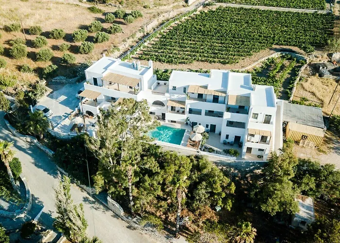 Parea - Adults Only 4*