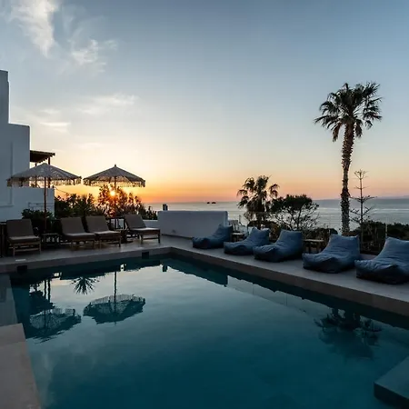 Parea - Adults Only 4*