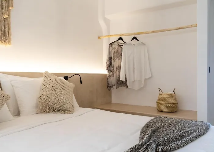 Parea - Adults Only Parikia (Paros)