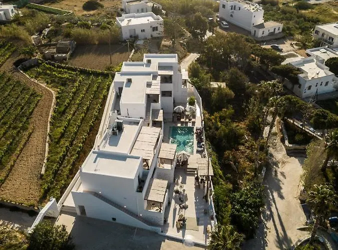 Parea - Adults Only 4*